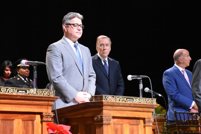 Henon ousted as majority leader