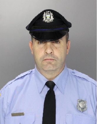 Police officer killed serving arrest warrant in Frankford