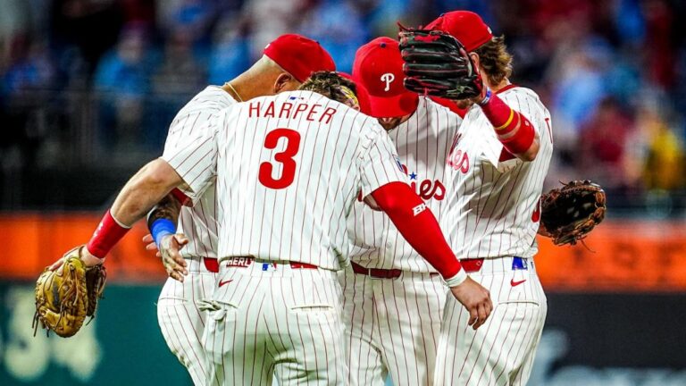 Diamondbacks-VS-Phillies-Arizona-Survives_FI